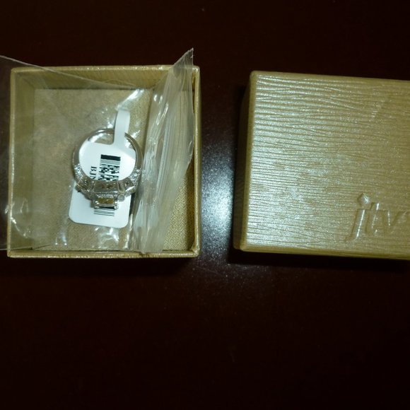 Bella Luce Sterling Silver Diamond Simulate Size 7 Ring NWT - Picture 10 of 11